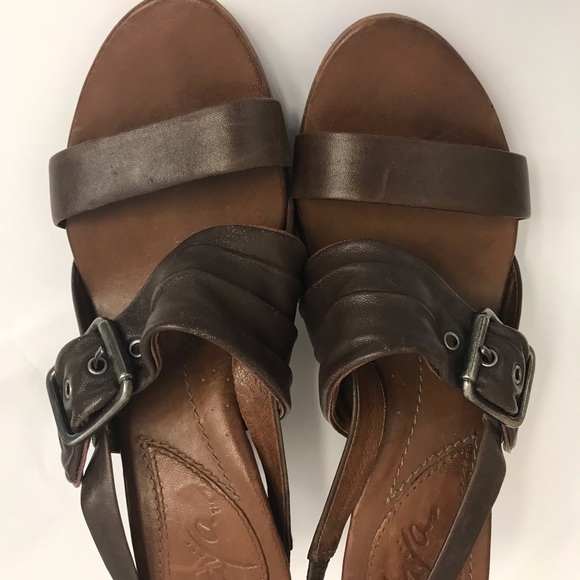 Naya Leather Sling Backs - Picture 8 of 9